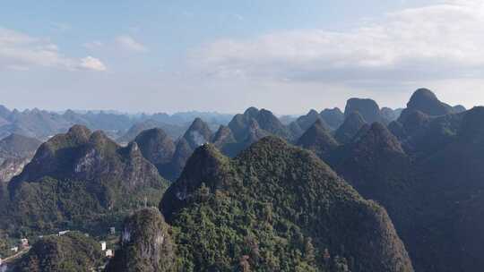 密集山峰桂林山川航拍