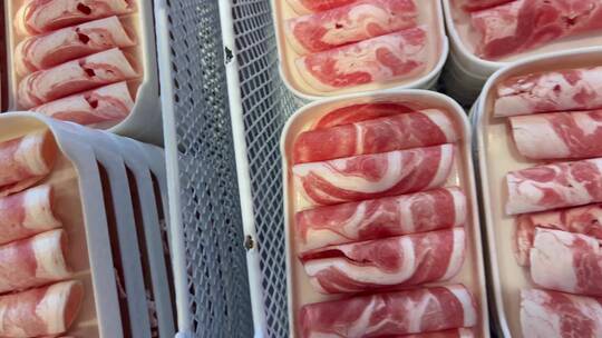 【镜头合集】自助餐冰柜里的涮羊肉羊肉片 ~