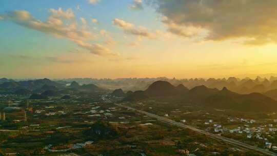 航拍桂林葡萄喀斯特风景风光山水日落