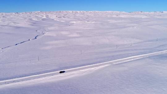 新疆冰封的喀纳斯雪原