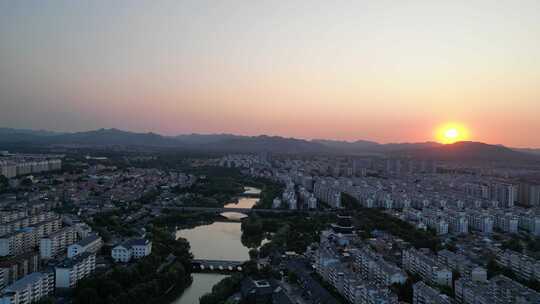 航拍山东潍坊青州古城夕阳晚霞