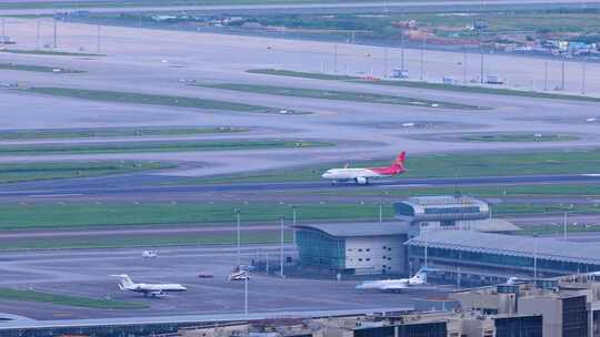 深圳机场起飞的深圳航空客机