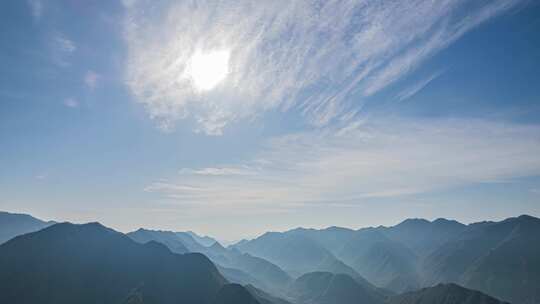 8K震撼河南老界岭连绵山峰航拍延时