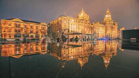 上海雨天里的万国建筑群与街道延时摄影