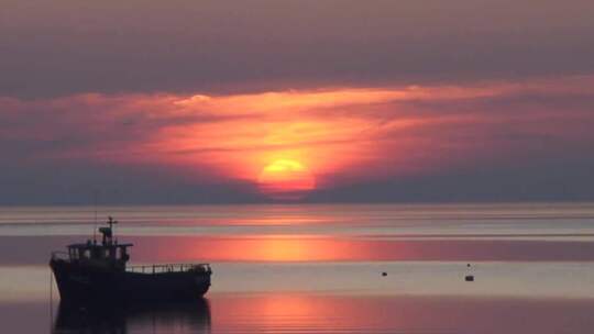 海上日落夕阳视频素材模板下载