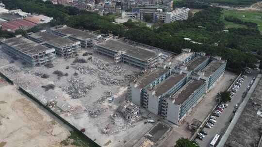 广东东莞：航拍拆除工业区厂房场景