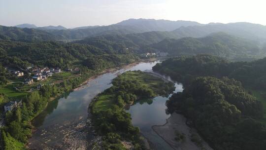 航拍祖国青山绿水河流