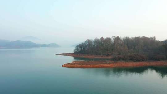 安徽省黄山市太平湖景区晨曦云雾航拍