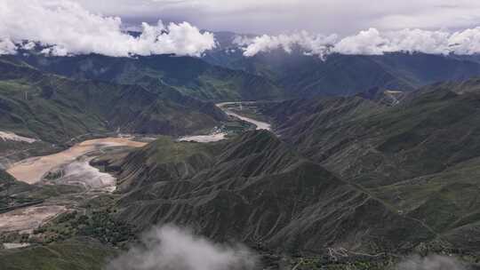 西藏加查县雅鲁藏布江航拍空镜