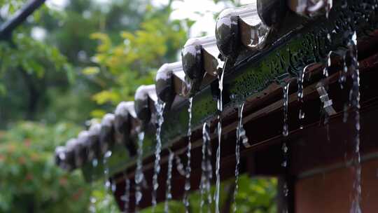 古镇暴雨