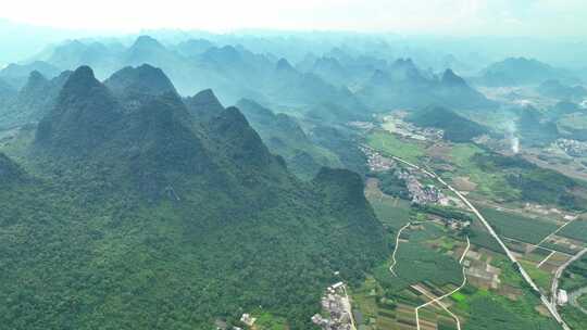 航拍南岭山脉大山高山山峰山脊岭南