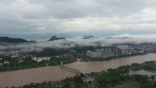 2024年6月下旬黄山市暴雨后洪水来袭