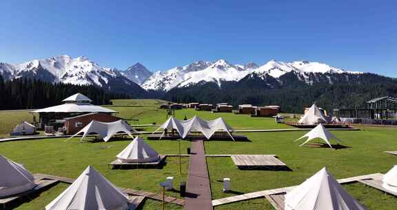 新疆库尔德宁雪山航拍