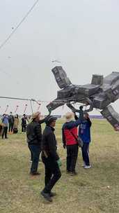 潍坊国际风筝会，巨型风筝飞天