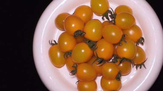 黄樱桃番茄小西红柿低卡水果