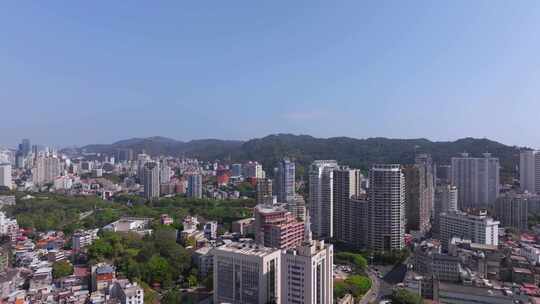 思明区依山而建的城市高楼鸟瞰全景