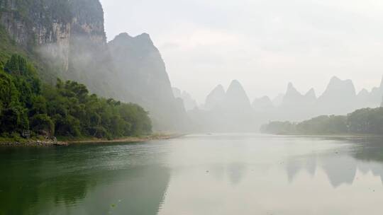 桂林遇龙河漂流