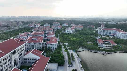 厦门大学航拍校园建筑风光学校风景教学楼