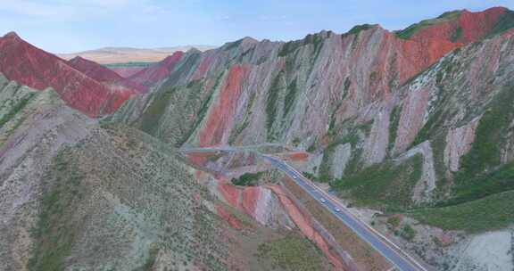 航拍新疆国防公路丹霞地貌