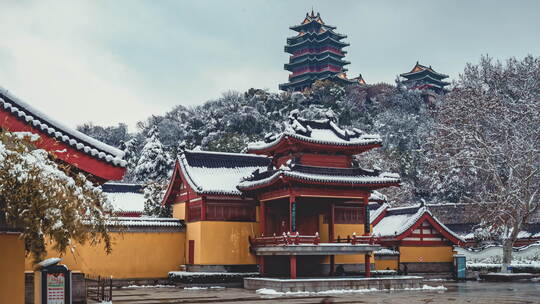 雪中的古建筑 南京阅江楼