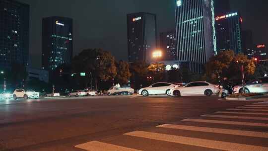 台州马路街景夜景