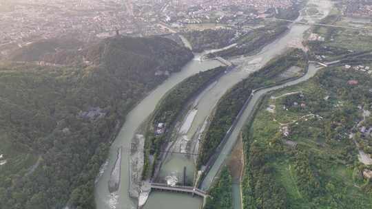 航拍清晨的四川成都岷江都江堰水利工程