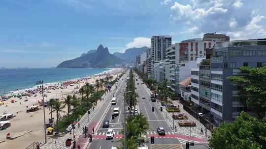 巴西里约热内卢市中心的伊帕内玛海滩。
