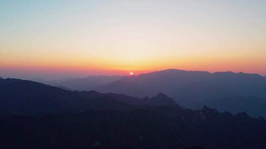 杭州临安大明山牵牛岗日落黄昏风景航拍