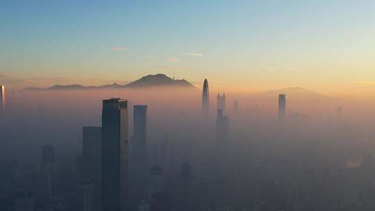 深圳云海日出