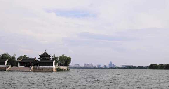 苏州石湖天镜阁夏天风光