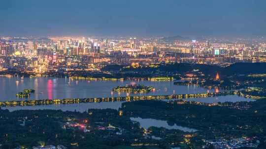 蓝调夜色下的西湖与杭州城市航拍