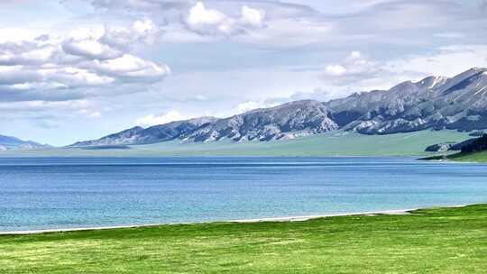 新疆赛里木湖航拍镜头2