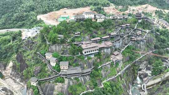 上饶望仙谷航拍山谷古村落古建筑悬崖房屋子