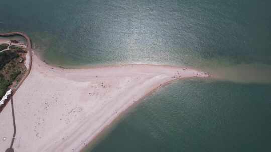 山东长岛黄渤海交汇处大海海浪沙滩航拍