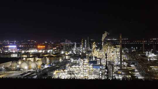 航拍靖边县延长石油榆林炼油厂生产区夜景