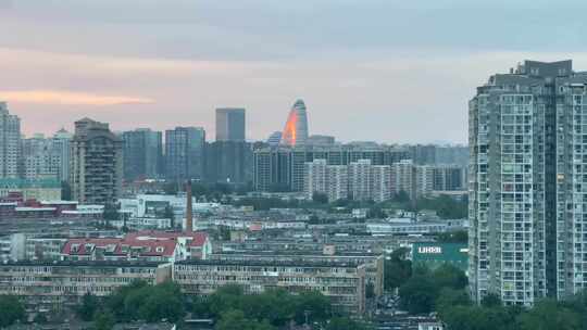 北京望京城市傍晚夕阳余晖