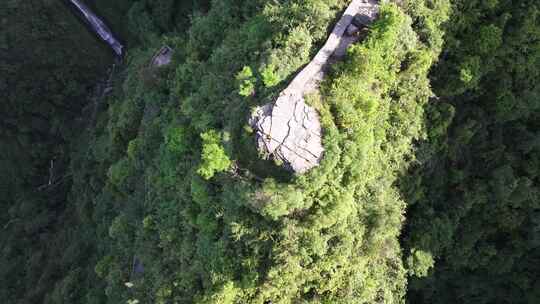 湘西天问台游客航拍