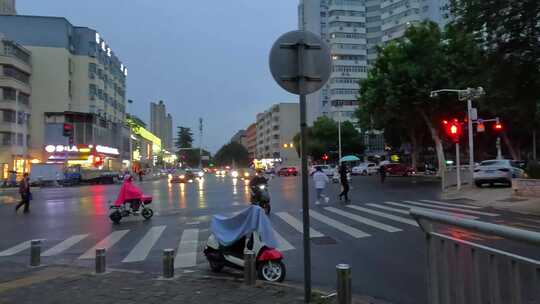 城市雨夜高清实拍