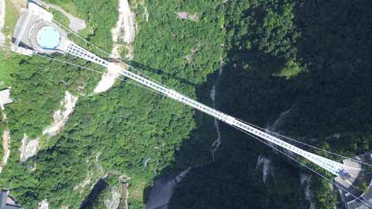 张家界大峡谷玻璃桥、峡谷电梯、峡谷风貌