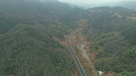 安徽皖南山间公路航拍全景