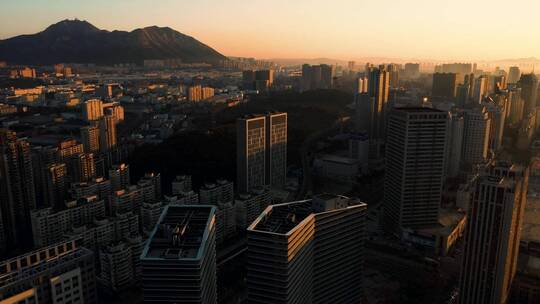 航拍 车拍 地面 大海 轮船 汽车