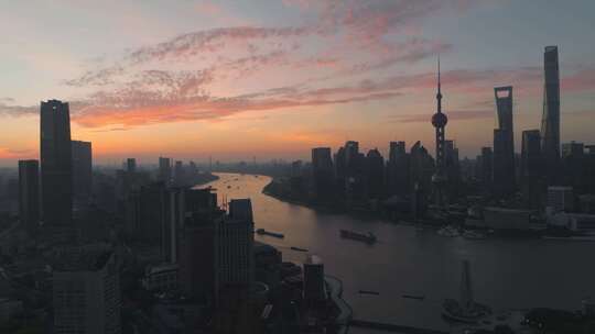 上海浦东陆家嘴黄浦江东方明珠朝霞日出航拍
