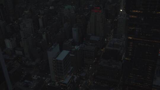 夜晚曼哈顿的景观