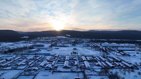 航拍极寒中的大兴安岭雪村