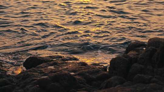 海面波光粼粼唯美夕阳