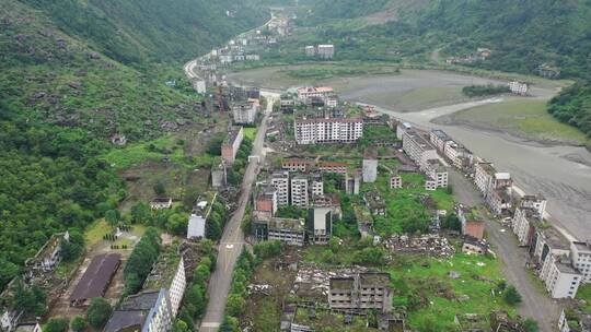 四川汶川512地震北川县城遗址航拍视频素材模板下载