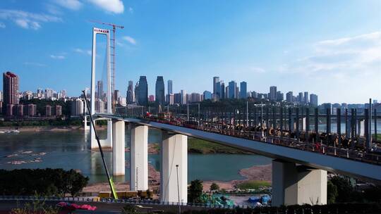南纪门轨道大桥修建 长江大桥视频素材模板下载
