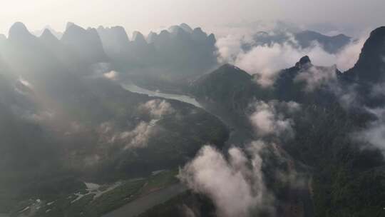 桂林漓江风光 烟雨漓江