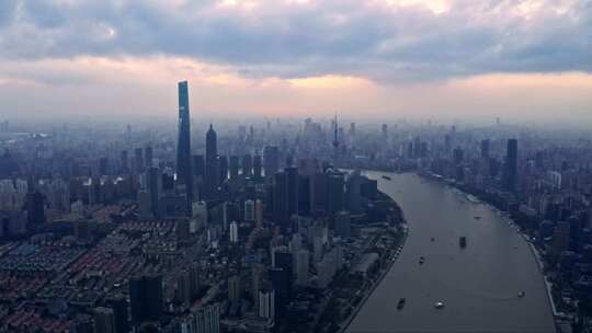 航拍上海北外滩陆家嘴黄浦江城市风光