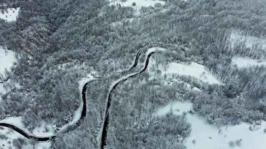 冬季森林盘山公路航拍